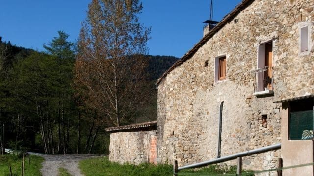Del hostal de la Vall del Bac a St. Andreu de Porreres por la Torre. Ruta 2 Vall dels Sentits