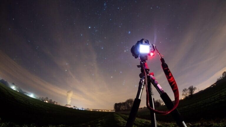 Taller exclusiu d'iniciació a l'astrofotografia i paisatge nocturn a l'observatori Mas Mitjà Rural