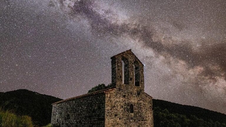Taller exclusiu d'astrofotografia i paisatge nocturn a l'Alta Garrotxa