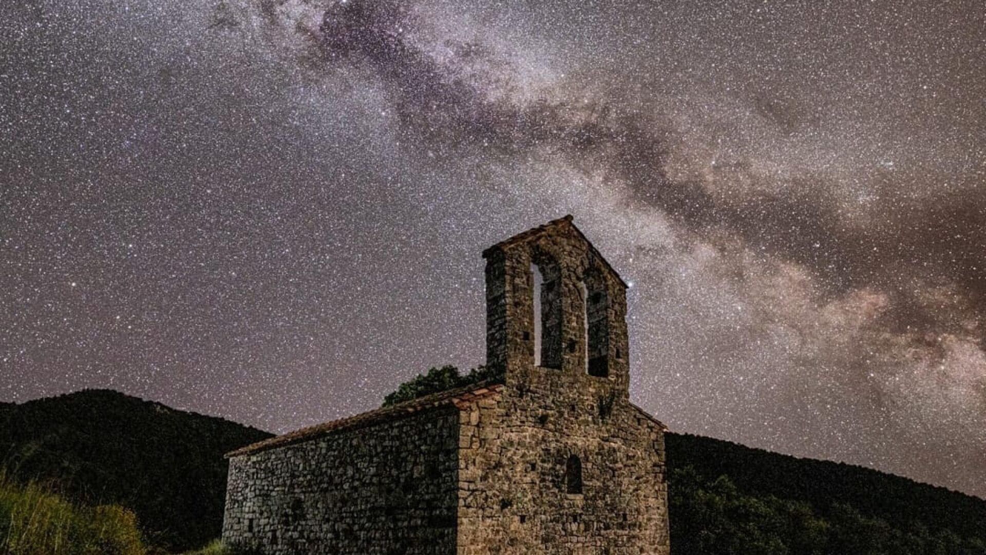 Taller exclusiu d'astrofotografia i paisatge nocturn a l'Alta Garrotxa
