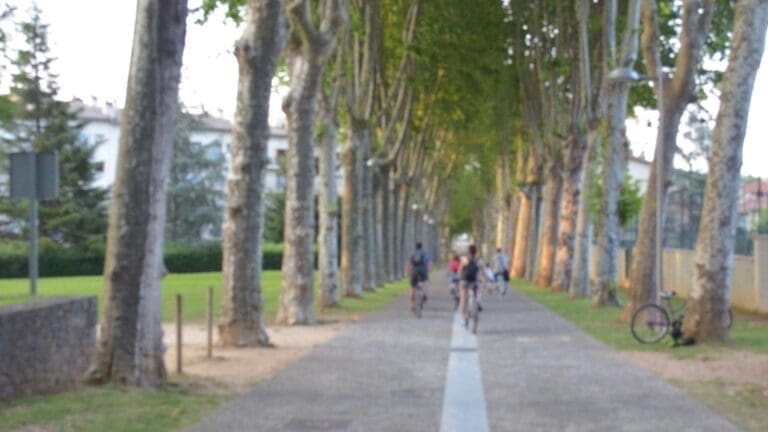 Summering in 20th century Olot by bike