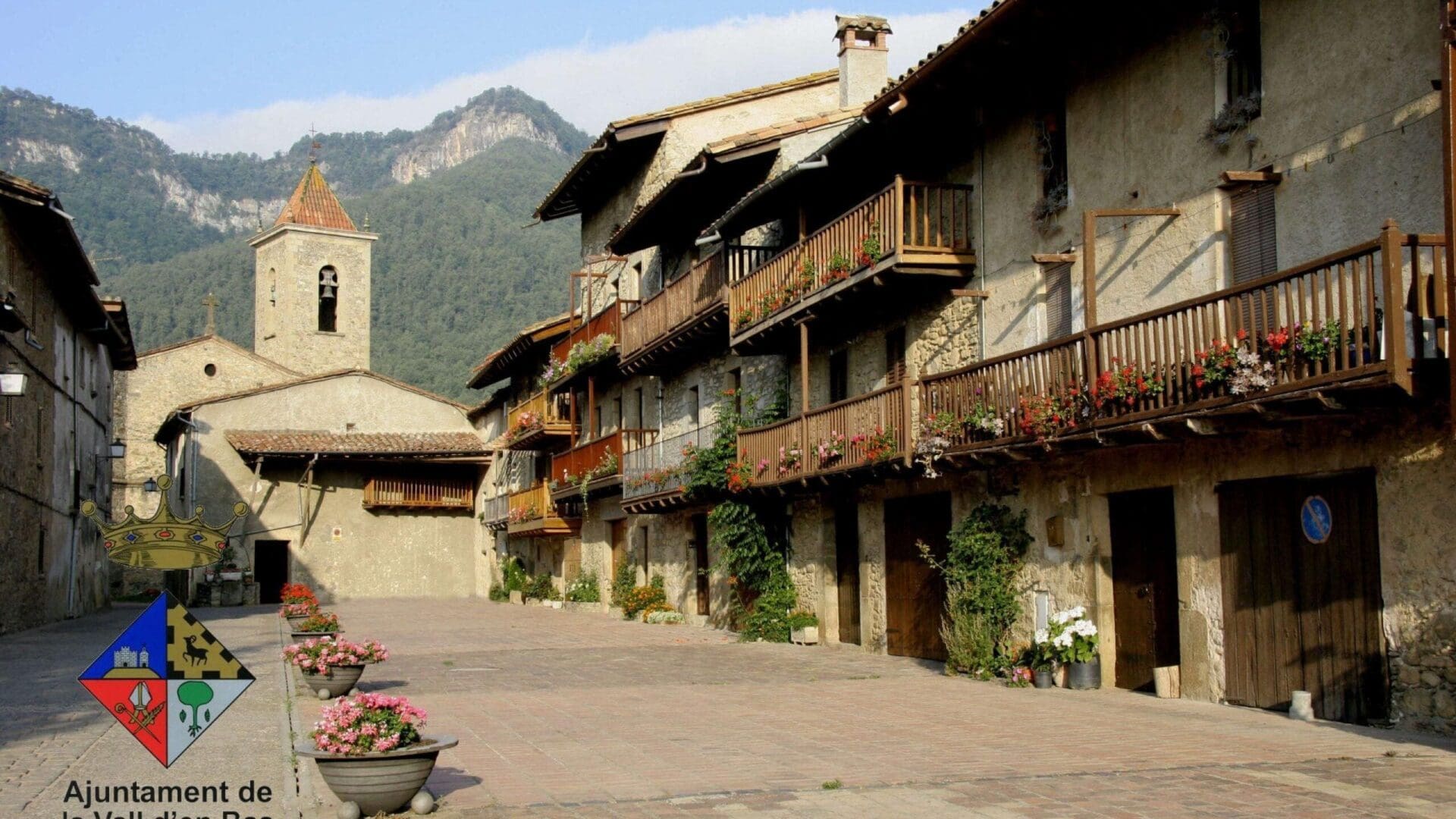 Dels Hostalets a Sant Esteve. Itinerari 1 Passejant per la Vall d’en Bas