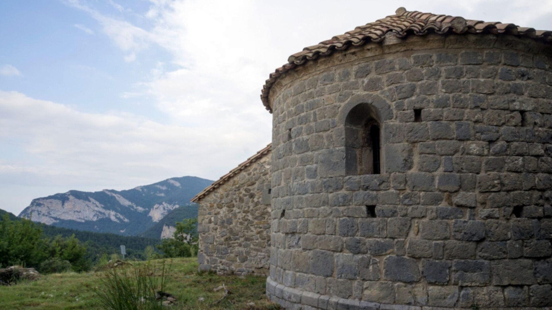 Itinerari de Ribelles i Sant Aniol (des de l’Hostal de la Muga)