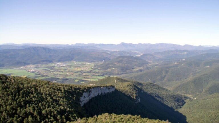 Itinerari de Sant Grau d'Entreperes i Sant Miquel de Monteia (des de Sales)