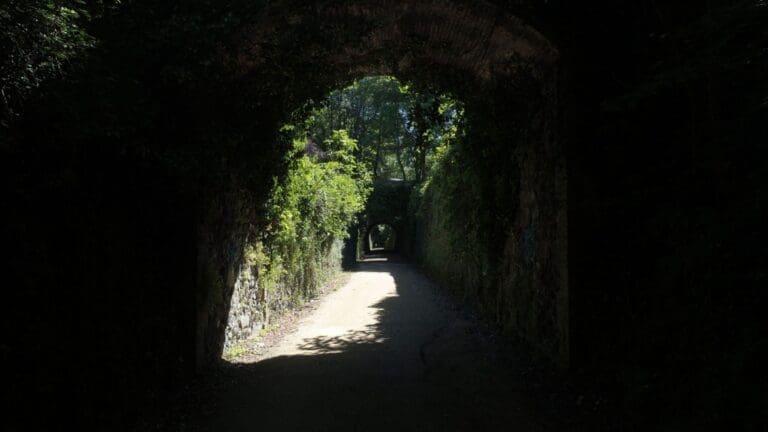Magia y misterio de Olot a El Mallol en bicicleta