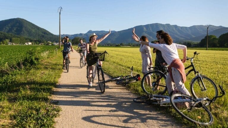 Pédalez en équipe à travers la Garrotxa