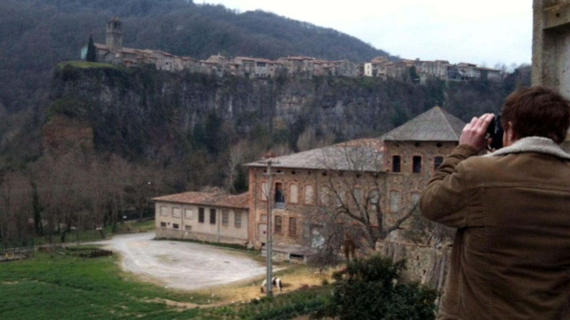 Turisme Garrotxa atén un periodista de la guia Petit Futé
