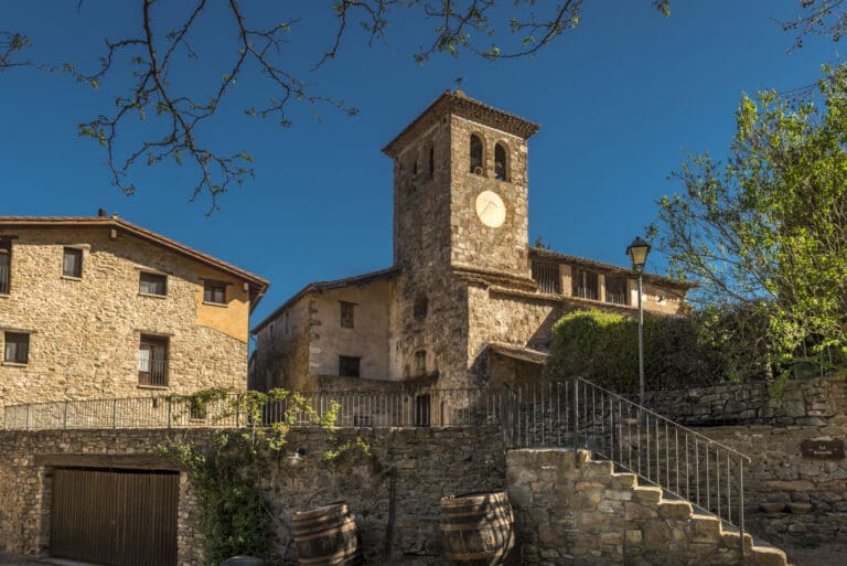 De l'Hostalnou a Sta. Margarida de Bianya i la Torre de St. Pere. Ruta 4 Vall dels Sentits