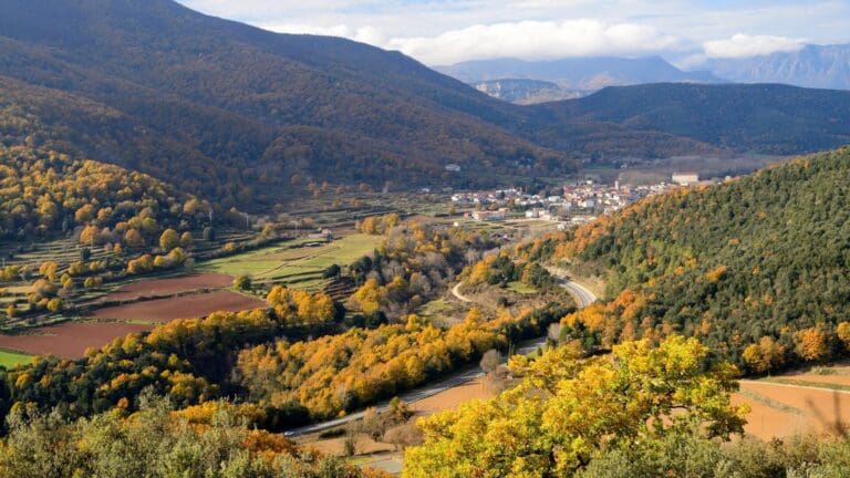 Sant Feliu de Pallerols, volcans de Sant Marc i del Puig Roig. Itinerari 22 Parc Natural