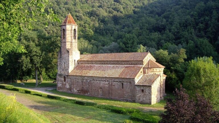 El monestir de Sant Joan, antic priorat de Sant Esteve