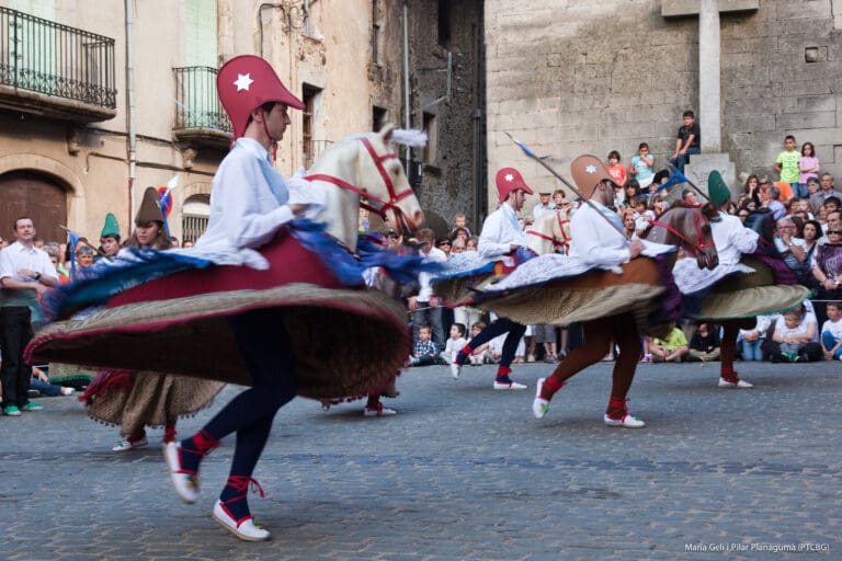 Ball dels Cavallets, Gegants i Mulassa de Sant Feliu de Pallerols – Festa petita