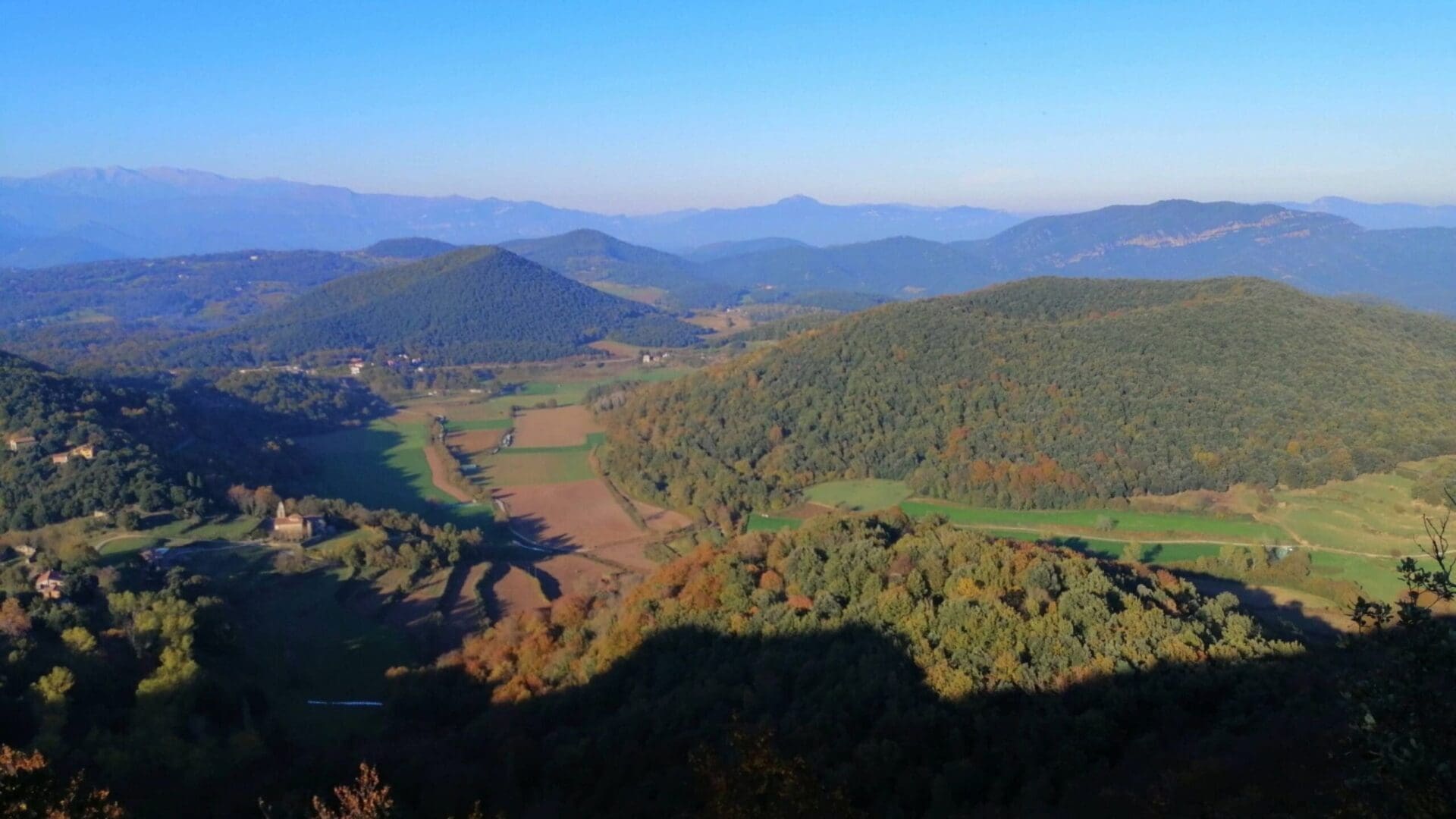 Es millorarà l’aparcament de Can Serra, un dels més utilitzats per visitar la Fageda d’en Jordà