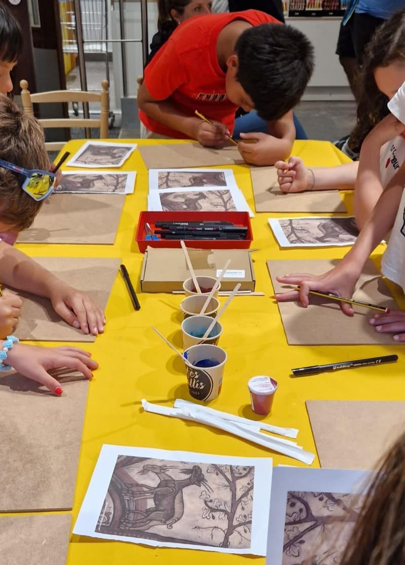 Taller de pintura romànica Les flors de la Garrotxa