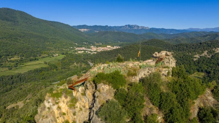 Castell d’Hostoles