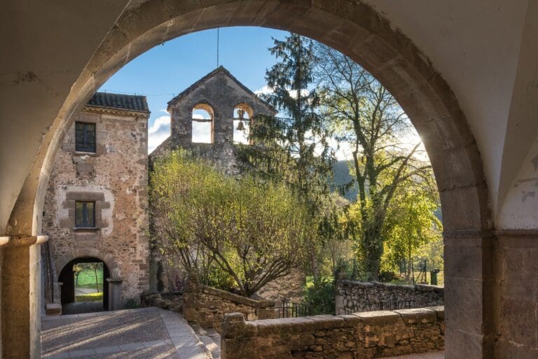 Santuari de Santa Maria dels Arcs