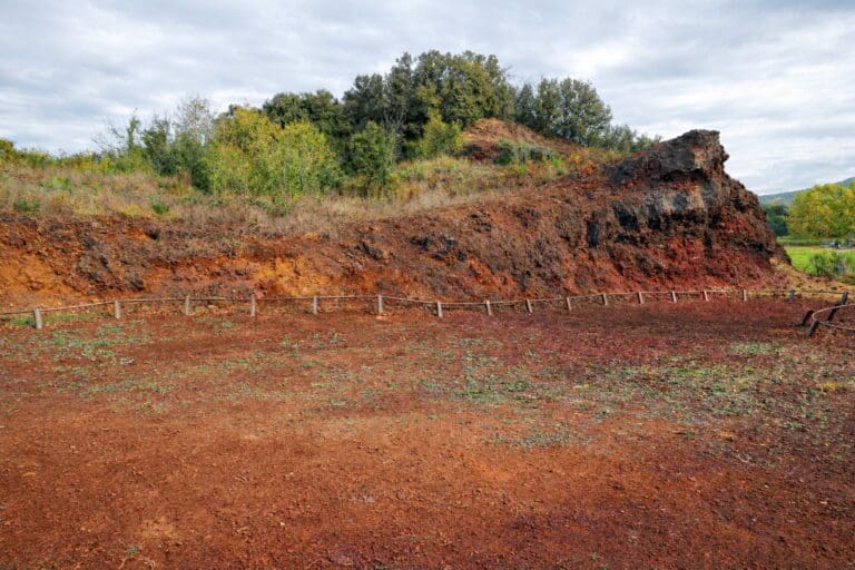 Reserva Natural del volcà de la Pomereda
